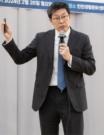 인천문화재단 대표이사 김영덕 사진